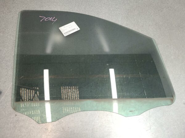 MERCEDES VITO 2015-2025 RIGHT FRONT DOOR WINDOW 447, 03/15-