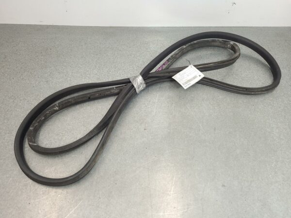 MERCEDES VITO BODY SEAL RUBBER 447, REAR, LH SIDE, 03/15- 15 16 17 18 19 20 21 2