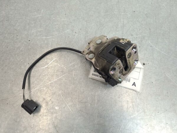 RENAULT MASTER 2011-2024 LOCK MECHANISM LEFT REAR DOOR LOCK, W/ MANUAL SLIDE DOO