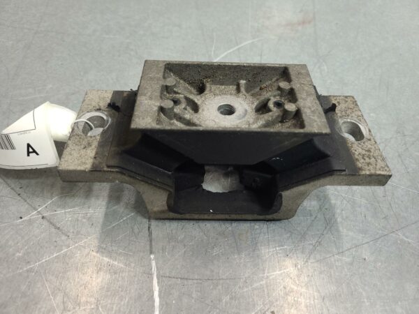 RENAULT MASTER 2011-2024 MOUNT ENGINE MOUNT, LEFT, DIESEL, 2.3, TURBO, FWD, X62,