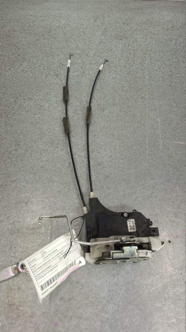 MERCEDES VITO 2004-2015 LOCK MECHANISM RIGHT REAR DOOR LOCK, 639, 04/04-02/15