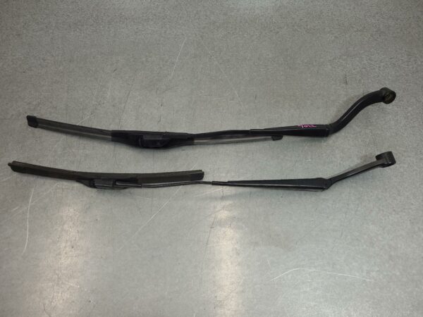 FORD EVEREST 2015-2022 WIPER ARM FRONT (PAIR), UA, 07/15-05/22