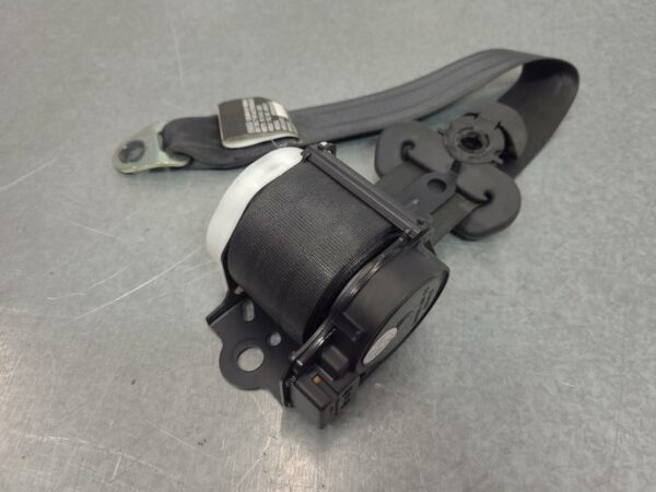 FORD EVEREST 2015-2022 SEAT BELT LH REAR 2ND ROW, SEAT BELT ONLY, UA, 07/15-05/2
