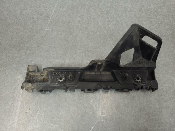 RENAULT TRAFIC FRONT BAR BRKT/REINFORCEMENT BUMPER TO GUARD BRACKET (RH SIDE), X