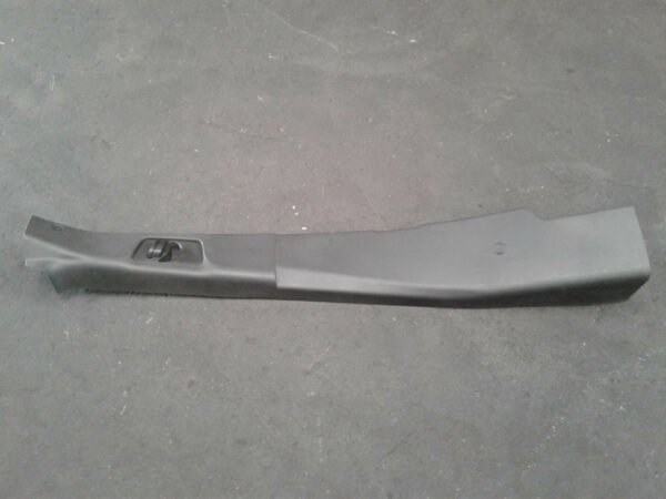 MERCEDES BENZ SPRINTER VS30 05/2018-2024 RIGHT CENTRE PILLAR A9076905100