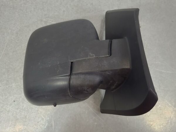 RENAULT TRAFIC 2015-2021 RIGHT DOOR MIRROR X82, BLACK, 01/15-12/21
