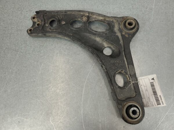 RENAULT TRAFIC 2015-2025 LEFT FRONT LOWER CONTROL ARM X82, 01/15-