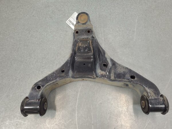 MERCEDES SPRINTER 2006-2018 LEFT FRONT LOWER CONTROL ARM SINGLE WHEEL TYPE, NCV3