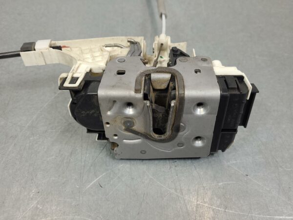 MERCEDES SPRINTER 2006-2018 LOCK MECHANISM RIGHT FRONT DOOR LOCK, NCV3, 10/06-04