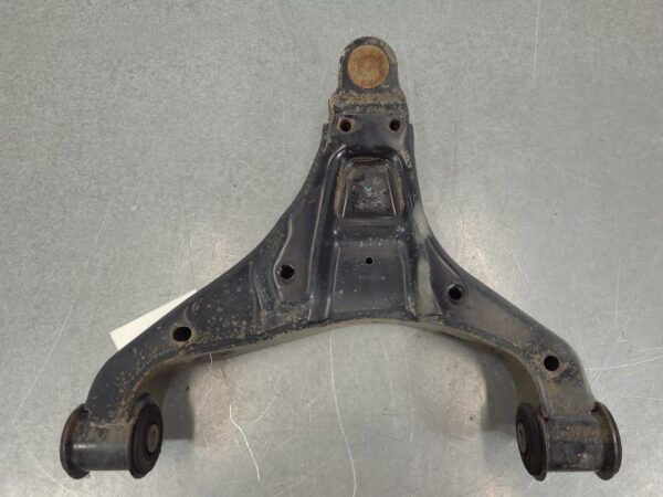MERCEDES SPRINTER 2006-2018 RIGHT FRONT LOWER CONTROL ARM SINGLE WHEEL TYPE, NCV