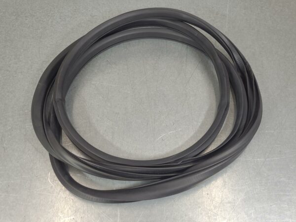 NISSAN NAVARA BODY SEAL RUBBER NP300, LH FRONT, RUBBER SEAL, SINGLE CAB, 05/15-