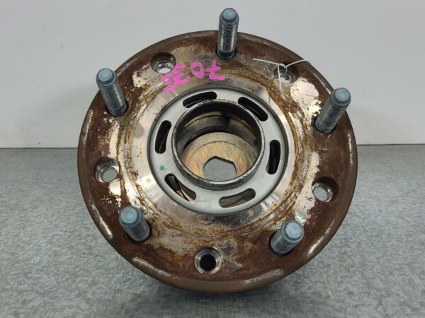 FORD TRANSIT 2014-2019 LEFT REAR HUB ASSEMBLY VO, SINGLE REAR WHEEL TYPE, 02/14-