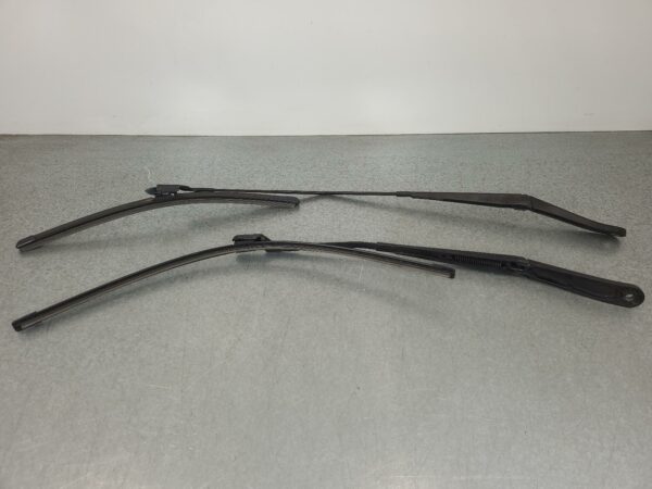 FORD TRANSIT 2014-2024 WIPER ARM FRONT (PAIR), VO, 02/14-