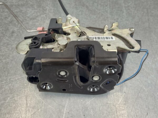 MERCEDES VITO 2004-2015 LOCK MECHANISM LEFT FRONT DOOR LOCK, 639, 04/04-02/15