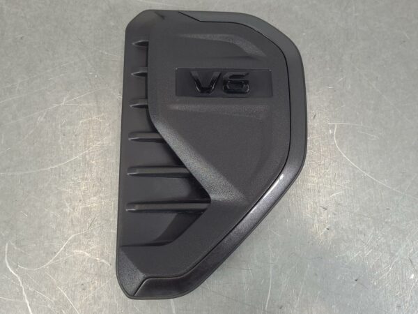 FORD RANGER 2022-2025 RIGHT GUARD RA, GUARD VENT, NON REPEATER LAMP, W/ V6 BADGE