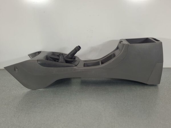 TOYOTA HILUX 2011-2015 CONSOLE MANUAL T/M TYPE, 4WD, DARK GREY, 07/11-08/15
