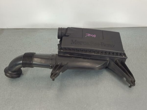 MERCEDES VITO 2004-2011 AIR CLEANER/BOX AIR CLEANER, 2.1, DIESEL, 04/04-01/11