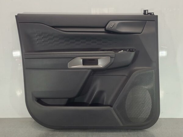 FORD RANGER 2022-2025 DOOR TRIM RA, LH FRONT, LEATHER, BLACK, W/ WHITE STITCHING