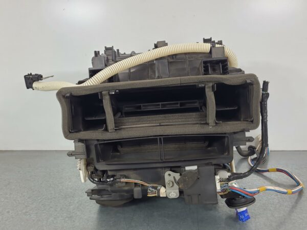 TOYOTA HILUX 2008-2015 HEATER CORE/BOX CLIMATE CONTROL TYPE, 10/08-08/15