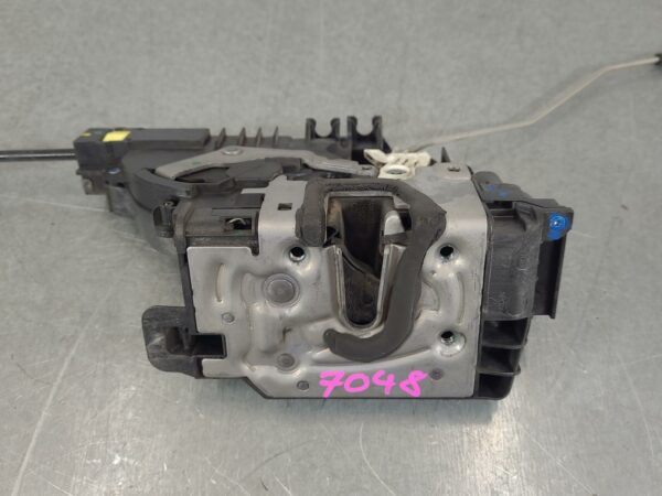 MERCEDES VITO 2015-2024 LOCK MECHANISM 447, RIGHT FRONT DOOR LOCK, 03/15-