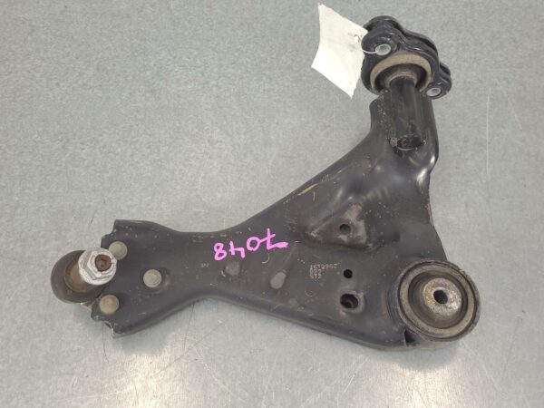 MERCEDES VITO 2015-2022 LEFT FRONT LOWER CONTROL ARM 447, RWD, DIESEL, 2.1, 03/1