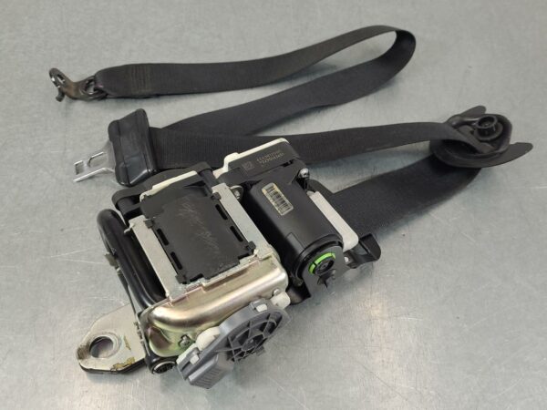 MERCEDES VITO 2015-2024 SEAT BELT 447, LH FRONT, SEAT BELT ONLY, 03/15-