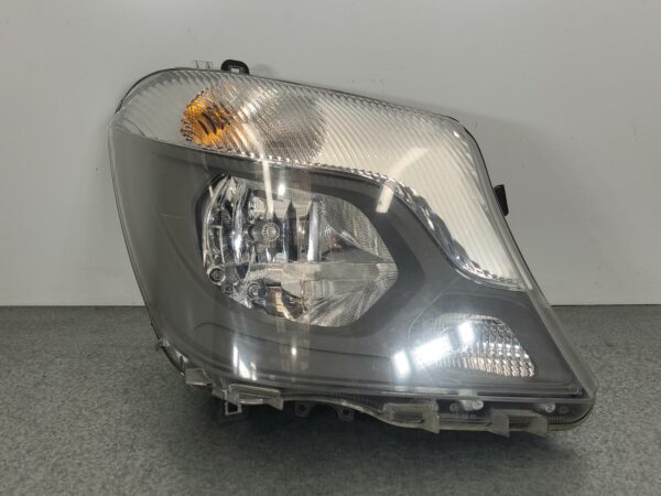 MERCEDES SPRINTER 2013-2018 RIGHT HEADLAMP NCV3, 10/13-04/18