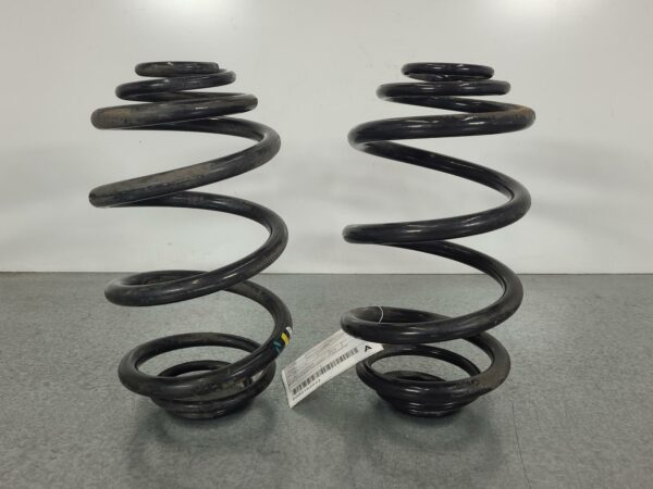 RENAULT TRAFIC 2015-2024 REAR COIL SPRING X82, PAIR, 01/15-