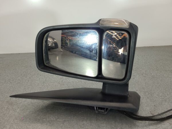 MERCEDES SPRINTER 2018-2024 RIGHT DOOR MIRROR VS30, VAN TYPE, 05/18-