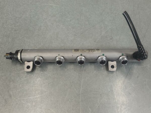 RENAULT TRAFIC 2015-2025 INJECTION RAIL X82, 01/15-
