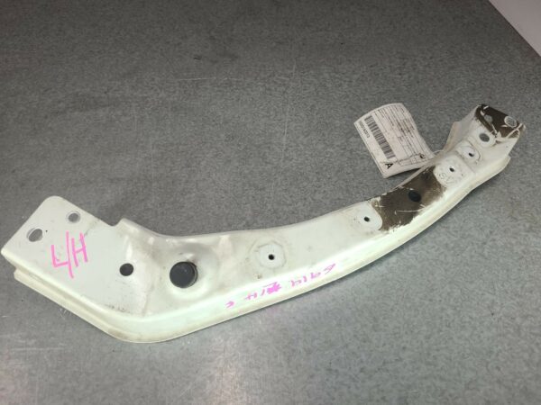 LDV DELIVER 9 2020-2024 RADIATOR SUPPORT LH HEADLIGHT BRACKET (BUMPER TO GUARD),