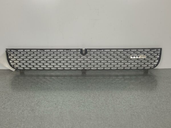 FORD TRANSIT 2000-2006 RADIATOR GRILLE VH-VJ, ASSY, GRILLE AND MIDDLE PANEL SURR