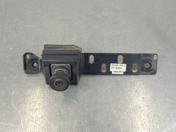 FORD TERRITORY 2014-2016 CAMERA REVERSE CAMERA (TAILGATE HANDLE MOUNTED), 6 PIN