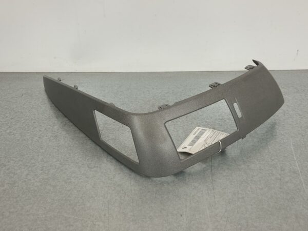MERCEDES SPRINTER 2006-2018 TRIM PANEL CENTRE DASH TRIM, RH SIDE, GREY, NCV3, 10