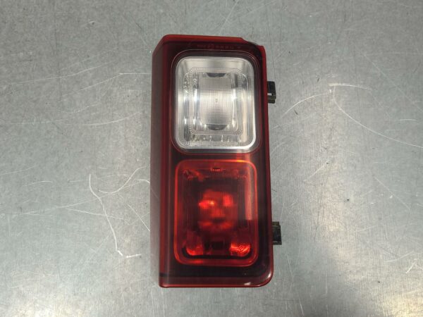 RENAULT TRAFIC 2015-2024 LEFT TAILLIGHT X82, IN BODY, LOWER, 01/15-