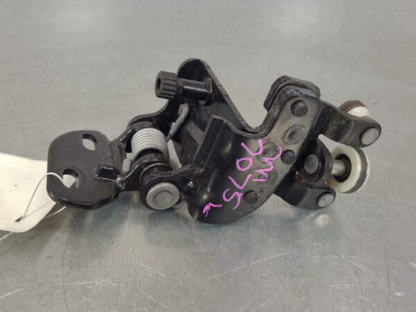 FORD TRANSIT 2014-2024 DOOR HINGE/RUNNER MIDDLE DOOR ROLLER, LH REAR, VO, 02/14-