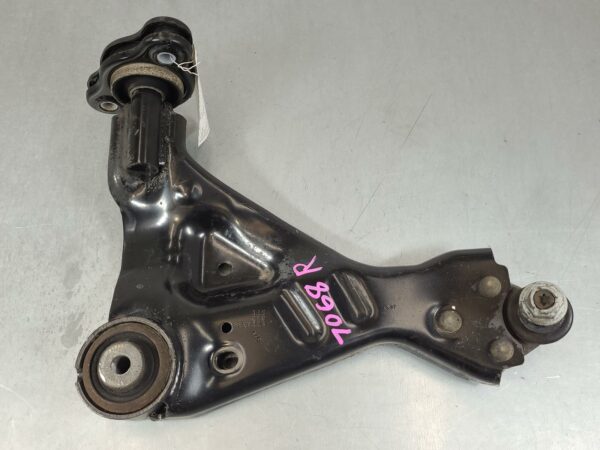 MERCEDES VITO 2015-2022 RIGHT FRONT LOWER CONTROL ARM 447, RWD, DIESEL, 2.1, 03/