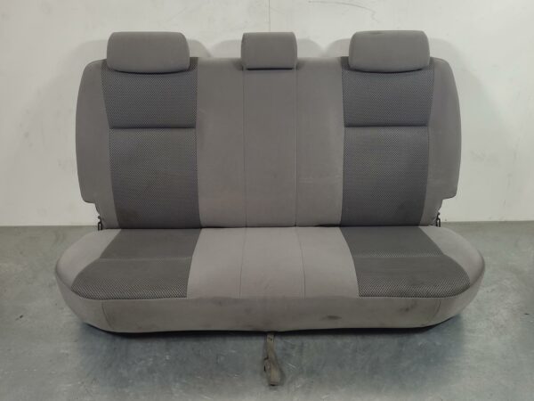 TOYOTA HILUX 2009-2011 2ND REAR SEAT DUAL CAB, SR/SR5, CLOTH, GREY, TRIM CODE FL