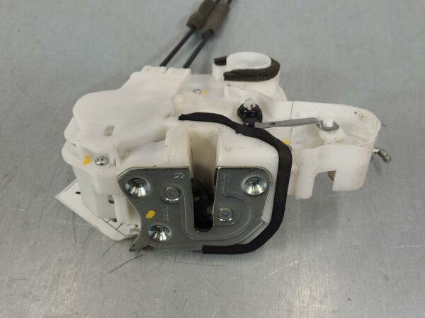 MITSUBISHI TRITON 2015-2023 LOCK MECHANISM RIGHT FRONT DOOR LOCK, SINGLE/EXTRA/D