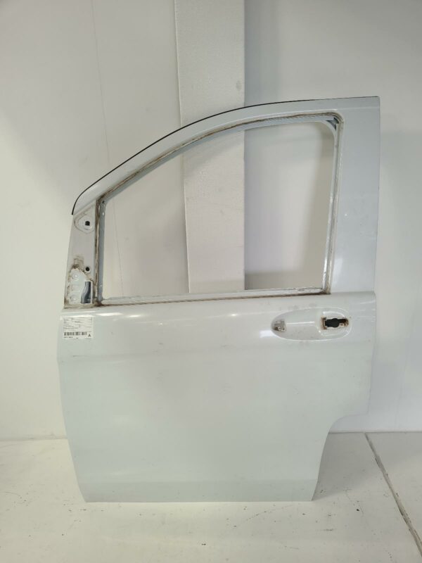 MERCEDES VITO 2015-2025 LEFT FRONT DOOR 447, 03/15-
