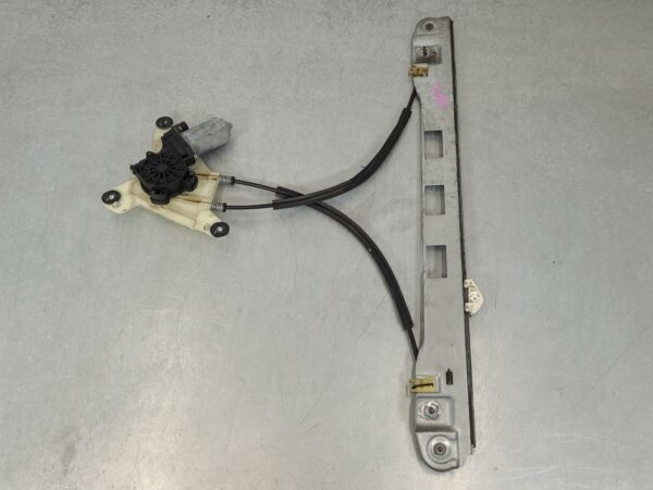 RENAULT MASTER 2011-2024 RIGHT FRONT WINDOW REG/MOTOR X62, POWER, 09/11-