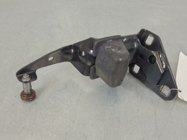 RENAULT MASTER 2011-2024 DOOR HINGE/RUNNER UPPER, LH SLIDING DOOR, X62, 09/11-