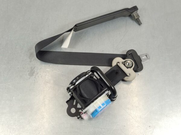 NISSAN NAVARA 2015-2025 SEAT BELT NP300, LH FRONT, SEAT BELT ONLY, DUAL CAB, BLA