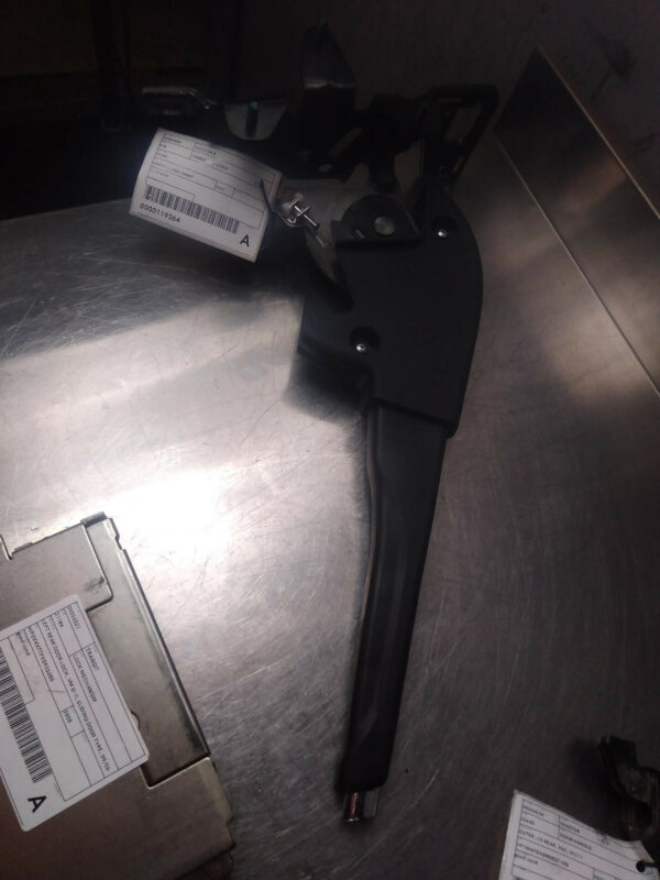 LDV DELIVER 9 07/2020-2024 HANDBRAKE LEVER