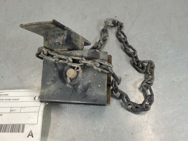 NISSAN NAVARA 2015-2025 SPARE WHEEL WINCH NP300, 05/15-