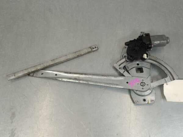 FORD TRANSIT 2006-2014 RIGHT FRONT WINDOW REG/MOTOR VM SI-II, POWER, 07/06-02/14