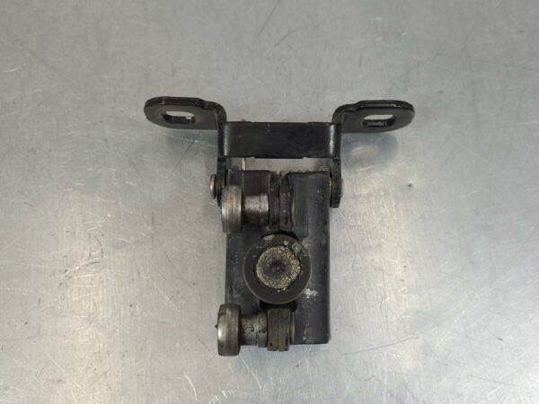 FORD TRANSIT 2006-2014 DOOR HINGE/RUNNER MIDDLE DOOR ROLLER, LH REAR, VM, 07/06-