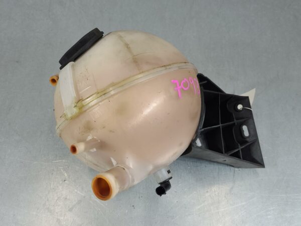 MERCEDES VITO 2004-2015 OVERFLOW BOTTLE 639, 04/04-02/15