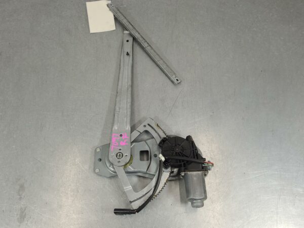 FORD TRANSIT 2006-2014 RIGHT FRONT WINDOW REG/MOTOR VM SI-II, POWER, 07/06-02/14
