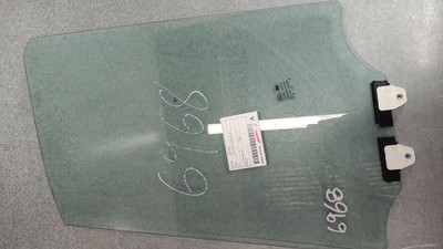 LDV DELIVER 9 2020-2025 LEFT FRONT DOOR WINDOW 07/20-